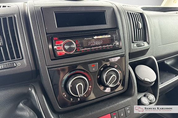 Rapido 891F S8 | EP Stödben | Taksäng | Solcell | 2.3L 148HK Manuell 21 of 27