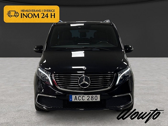 Mercedes-Benz EQV300 2 of 21