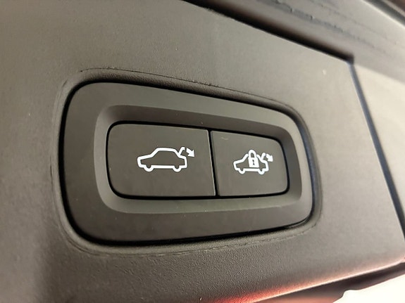 Volvo V90 11 of 23