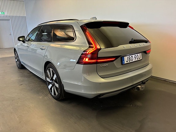 Volvo V90 6 of 23