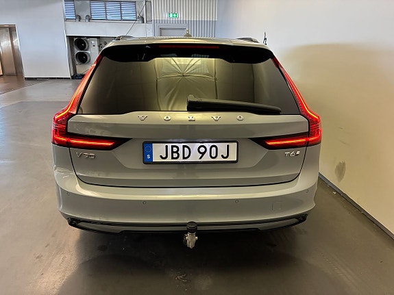 Volvo V90 7 of 23