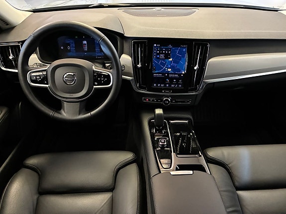 Volvo V90 18 of 23