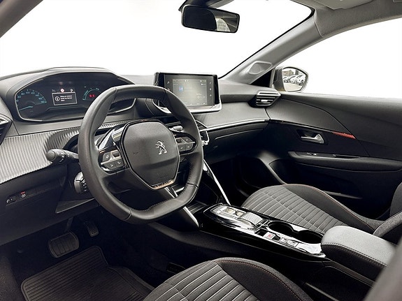 Peugeot e-208 4 of 15