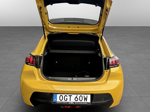 Peugeot e-208 15 of 15