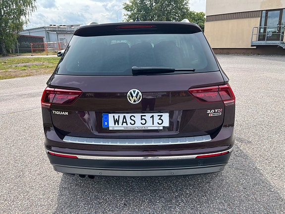 Volkswagen Tiguan 4 of 23