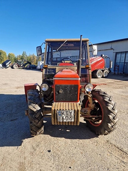 Zetor 6945 3 of 6