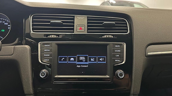 Volkswagen Golf I 27 of 30