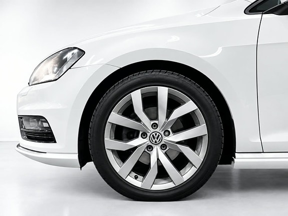 Volkswagen Golf I 3 of 30