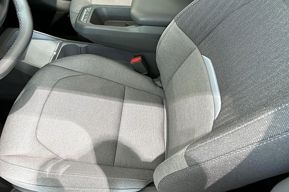 Kia EV3 9 of 14