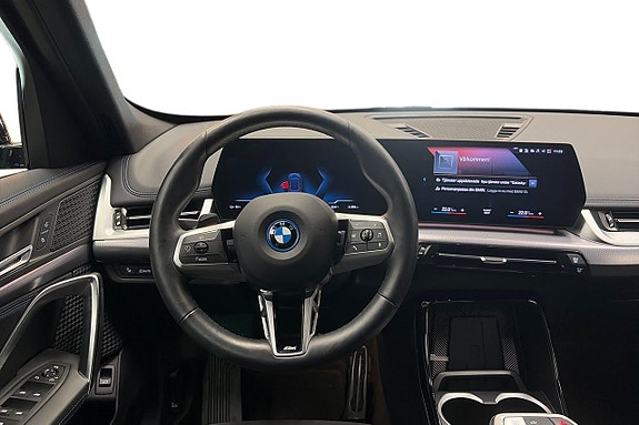 BMW iX1 10 of 16