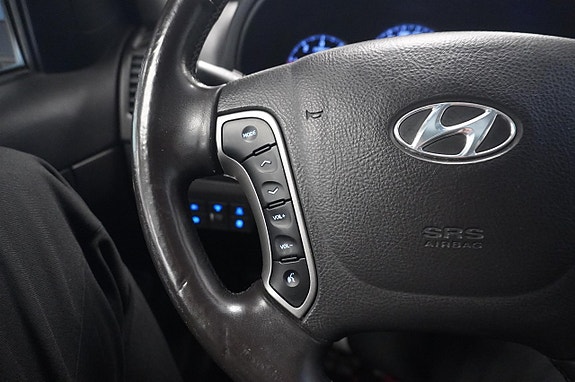 Hyundai Santa Fe 12 of 15