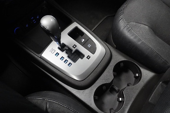 Hyundai Santa Fe 9 of 15