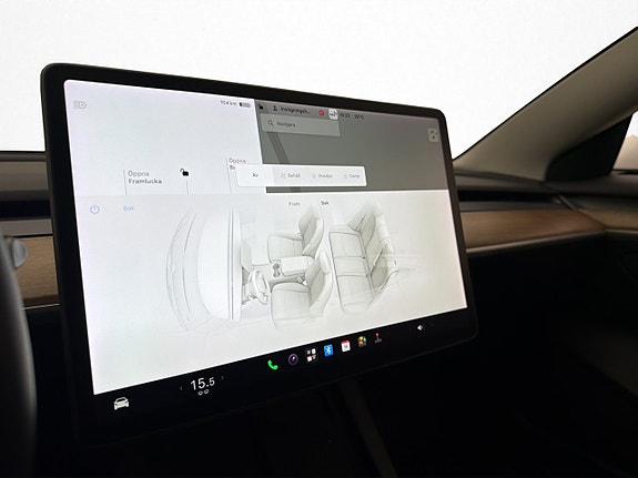 Tesla Model 3 27 of 30