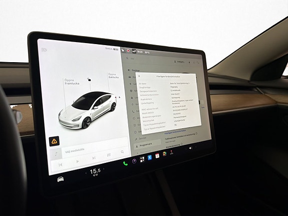 Tesla Model 3 30 of 30