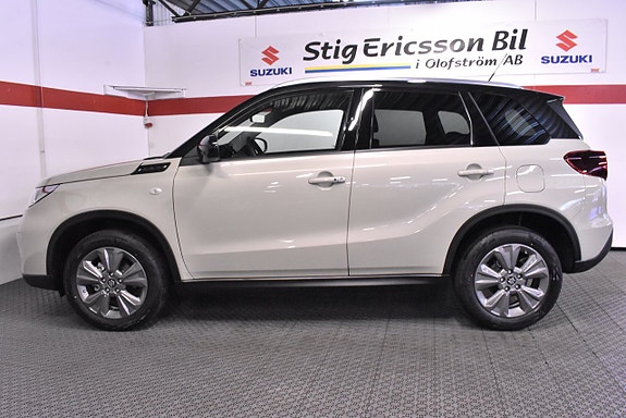 Suzuki Vitara 4 of 22