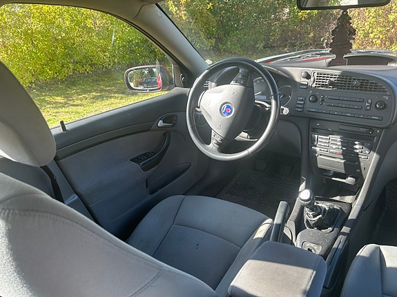 Saab 9-3 8 of 9
