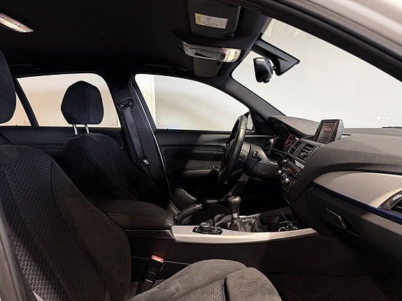 BMW 118i 13 of 30