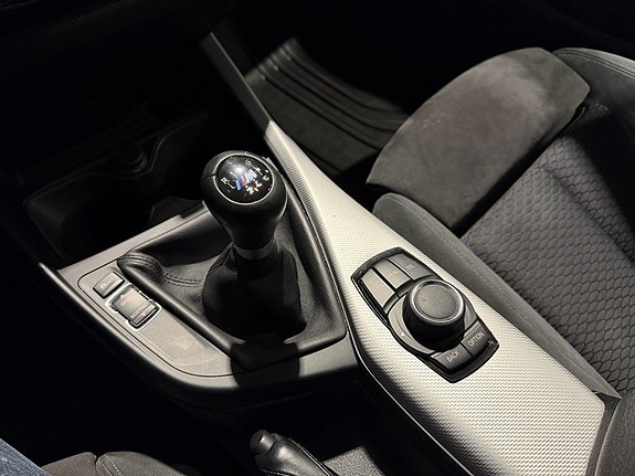 BMW 118i 23 of 30