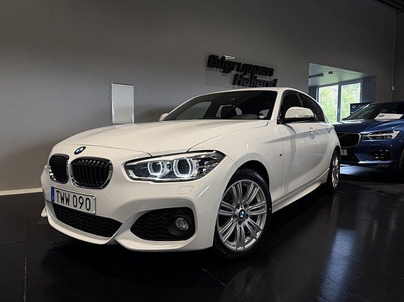 BMW 118i 9 of 30
