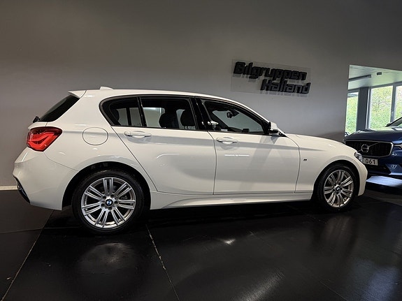 BMW 118i 7 of 30