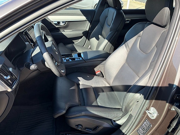 Volvo V90 9 of 20