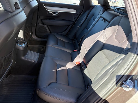 Volvo V90 17 of 20