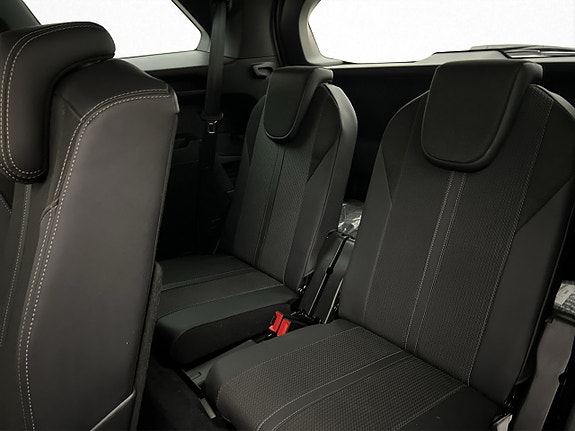Peugeot 5008 18 of 30