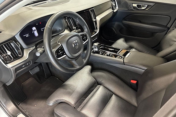 Volvo V60 12 of 27