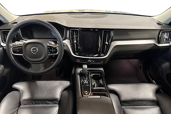 Volvo V60 13 of 27