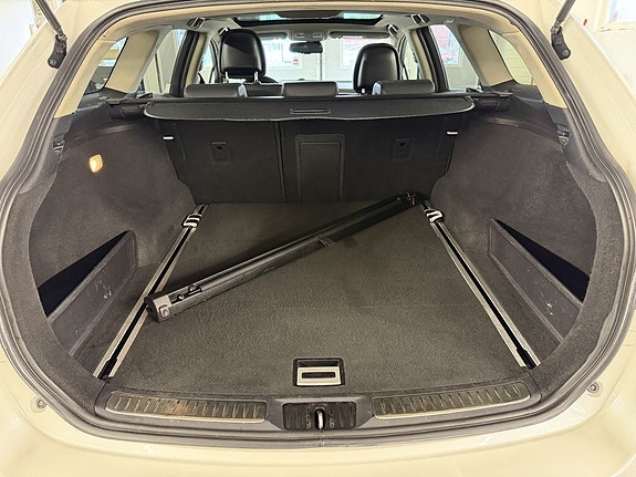 Toyota Avensis 10 of 14