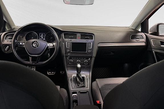 Volkswagen Golf Alltrack 5 of 10