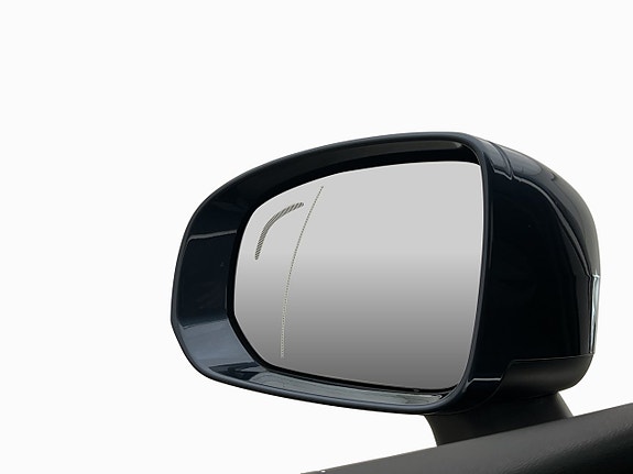 Volvo XC60 10 of 30