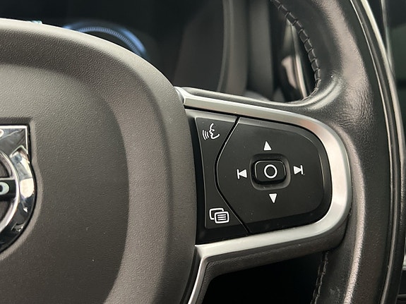Volvo XC60 18 of 30