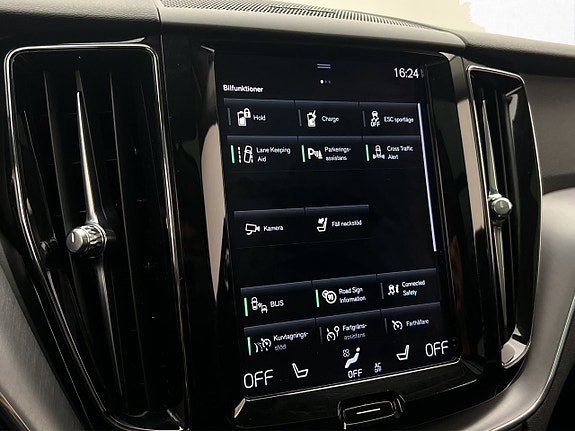 Volvo XC60 27 of 30