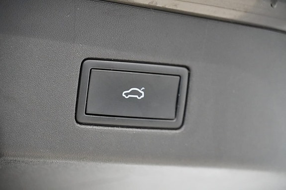 Volkswagen ID.4 GTX 8 of 19