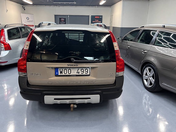 Volvo XC70 5 of 19