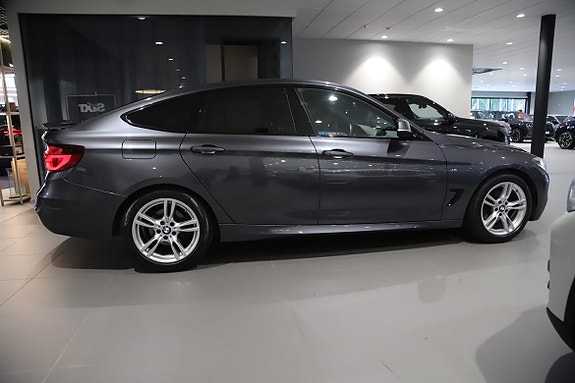 BMW 320 9 of 10