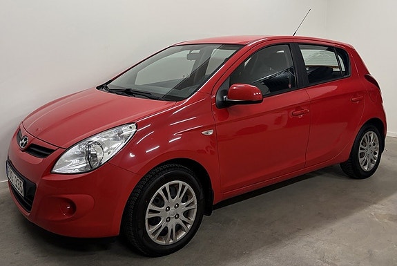 Hyundai i20 4 of 10