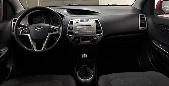 Hyundai i20 7 of 10