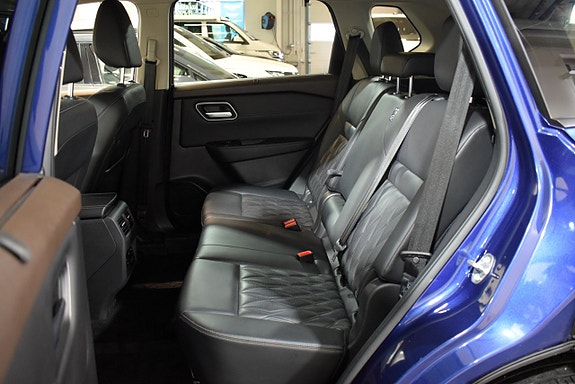 Nissan X-Trail 18 of 30
