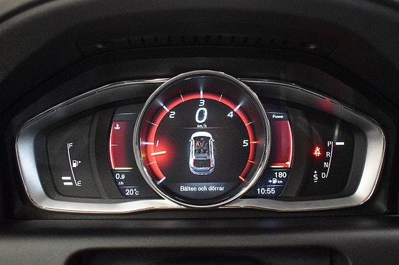 Volvo XC60 11 of 29