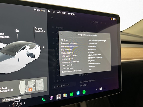 Tesla Model Y 21 of 30