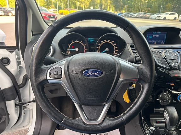 Ford Fiesta 19 of 22