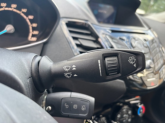 Ford Fiesta 20 of 22