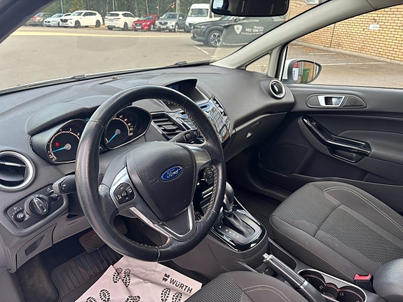Ford Fiesta 17 of 22
