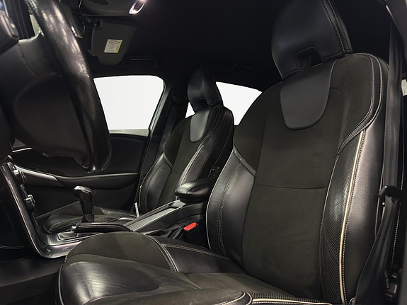 Volvo V40 11 of 11