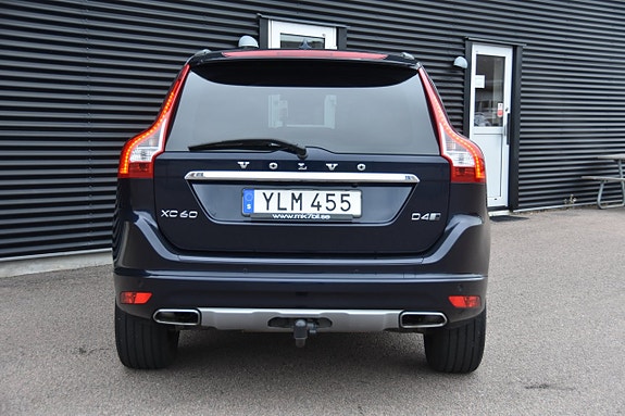 Volvo XC60 6 of 21