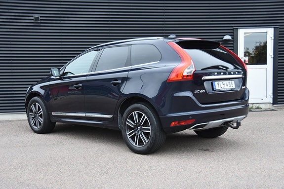 Volvo XC60 4 of 21