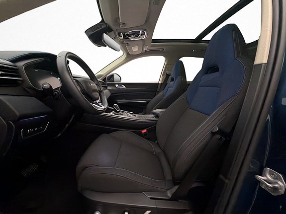Lynk & Co 01 12 of 30