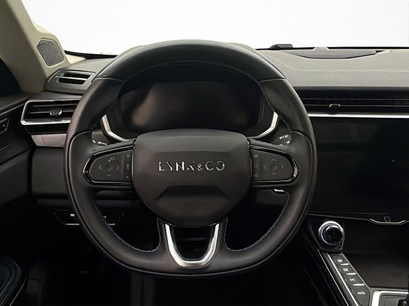 Lynk & Co 01 18 of 30